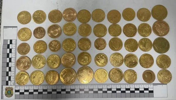 Passageiro é preso com moedas de ouro no aeroporto de Porto Alegre