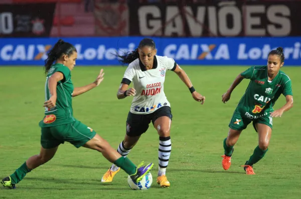 FIFA anuncia Mundial de Clubes Feminino 2028 e Copa das Campeãs 2026