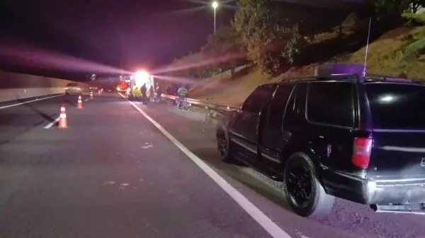 Borracheiro morre atropelado na SP-294 quando ía reabastecer sua Blazer