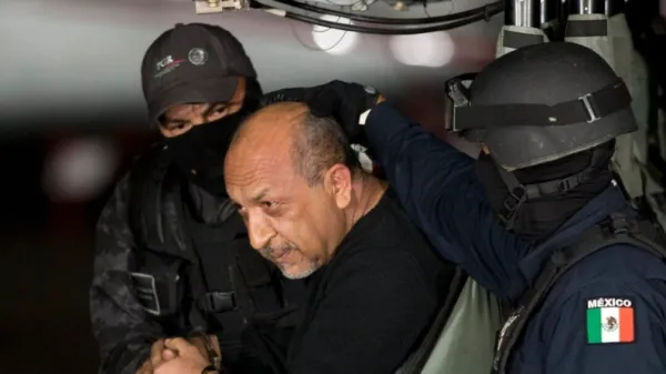 México extradita 26 supostos membros de cartel para os Estados Unidos