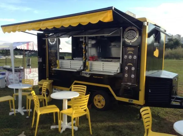 Prefeitura enviará à Câmara projeto que regulamenta Trailers e Food Trucks em praças e áreas públicas