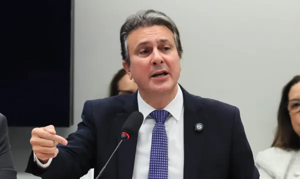 MEC vai repassar R$ 400 milhões para universidades e institutos federais 